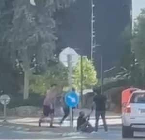 צילום התקיפה מתוך הסרטון שימוש לפי סעיף 27א לחוק זכויות יוצרים