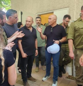 נפתלי בנט עם שמואל בר דאנזאן