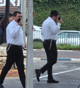 אפי בן גד צילום מנגל