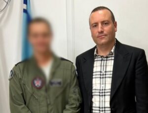 מתן דיל ומפקד בסיס תל נוף