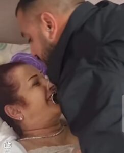 איתי לוי עם אימו רות צילום: רשתות חברתיות