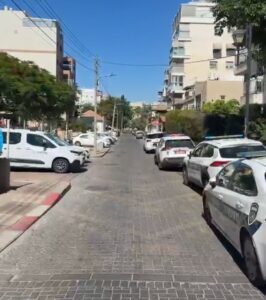 כוחות משטרה ושיטור ברחוב מנשה קפרא צילום: רחובות ניוז