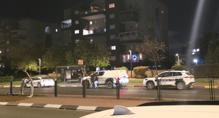 כוחות המשטרה ברחוב שדרות ירושלים צילום: רחובות ניוז